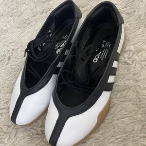 Adidas Women's Black and White Sneakers